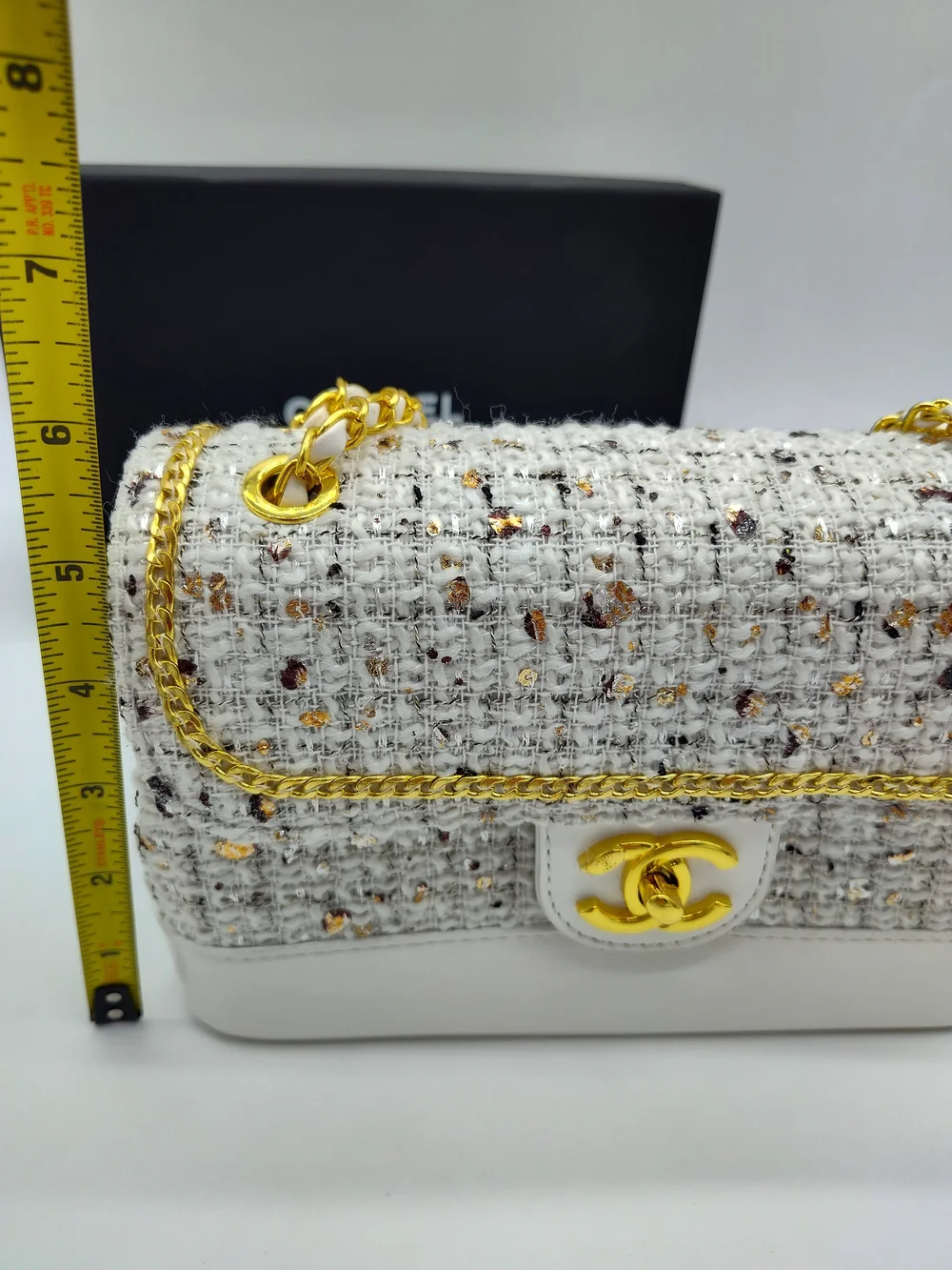 CHANEL Makeup Promotional Gift White Tweed Gold Chain Cosmetic CC Turnlock NIB